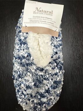 Women’s Super Soft indoor Slippers.